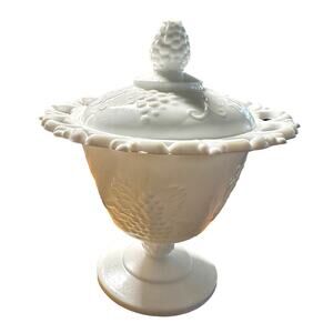 Indiana Colony Milk Glass Lace Edge Compote Harvest Grape Candy Dish W Lid A+
